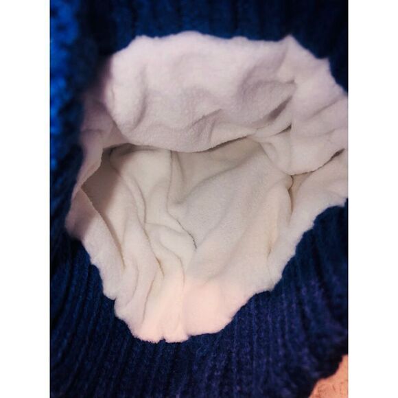 New Kids One Size Fits Most Minion Knit Fleece Lined Winter Hat - Picture 4 of 5